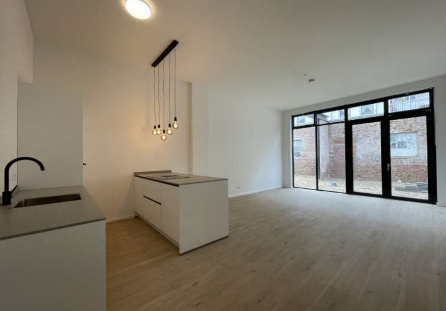 free-sector-houses for rent on Schoonderloostraat